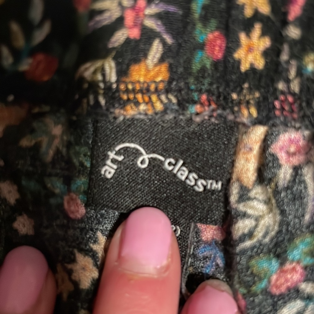 Target flowey shorts - Picture 4 of 5